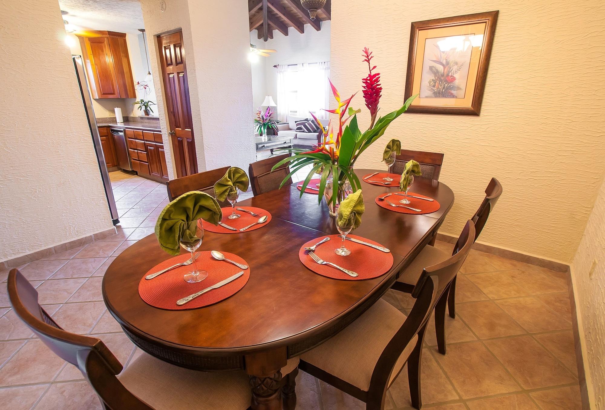 Clarion Suites Roatan At Pineapple Villas French Harbour Zewnętrze zdjęcie