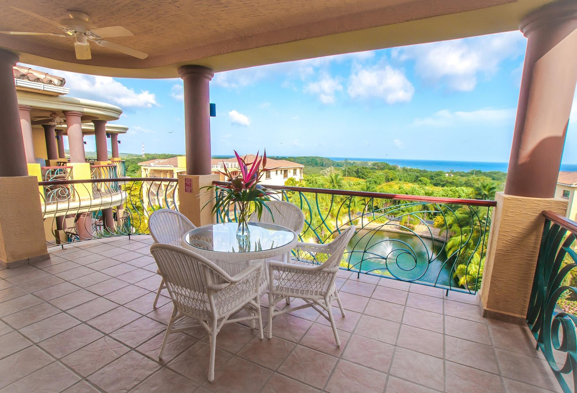Clarion Suites Roatan At Pineapple Villas French Harbour Zewnętrze zdjęcie