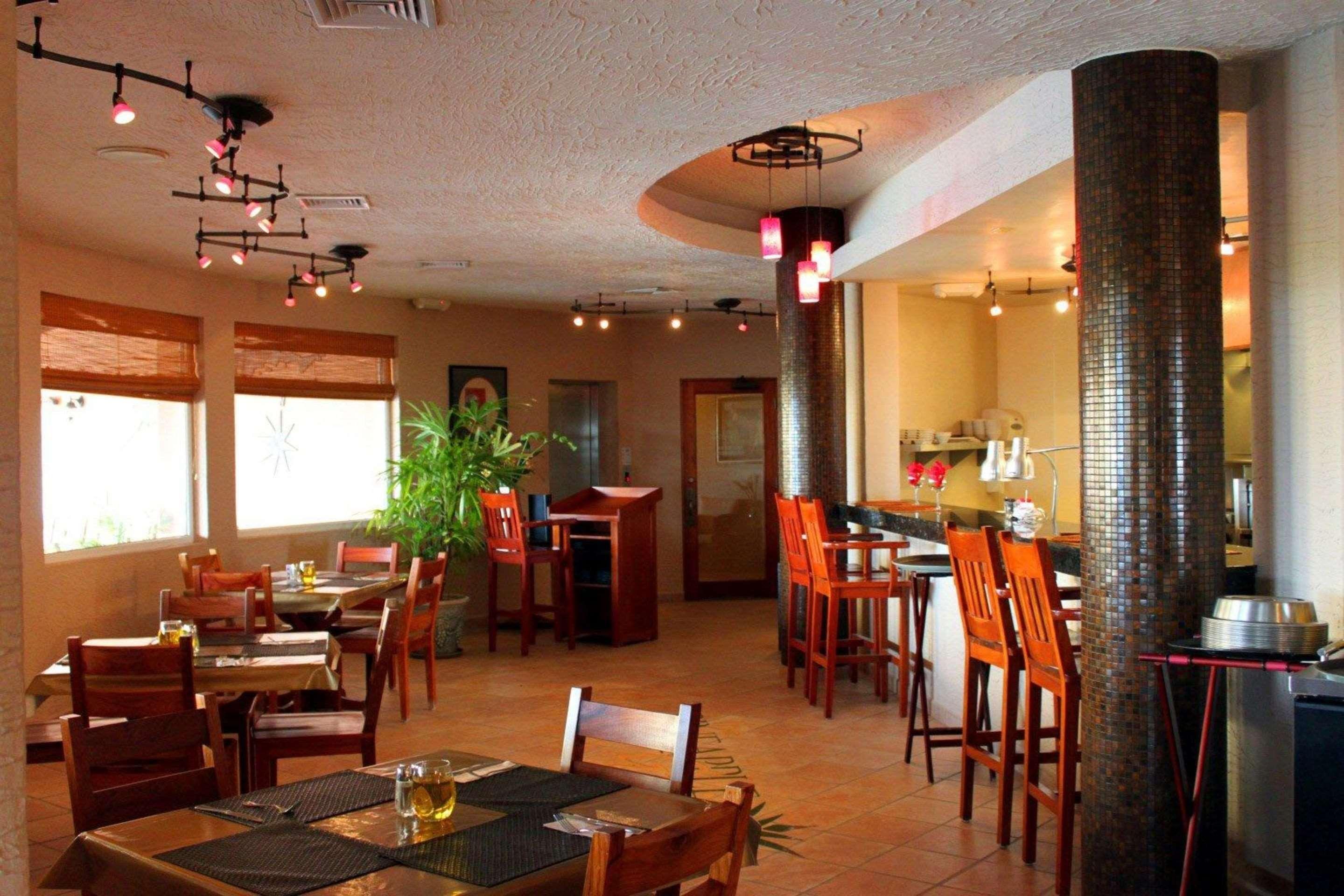 Clarion Suites Roatan At Pineapple Villas French Harbour Zewnętrze zdjęcie