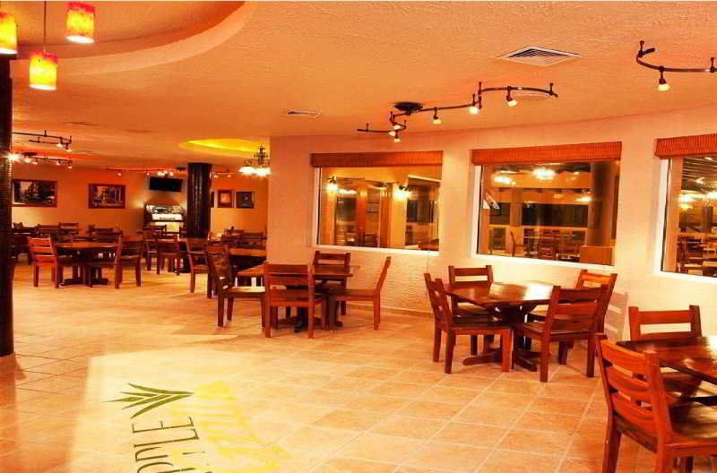 Clarion Suites Roatan At Pineapple Villas French Harbour Zewnętrze zdjęcie