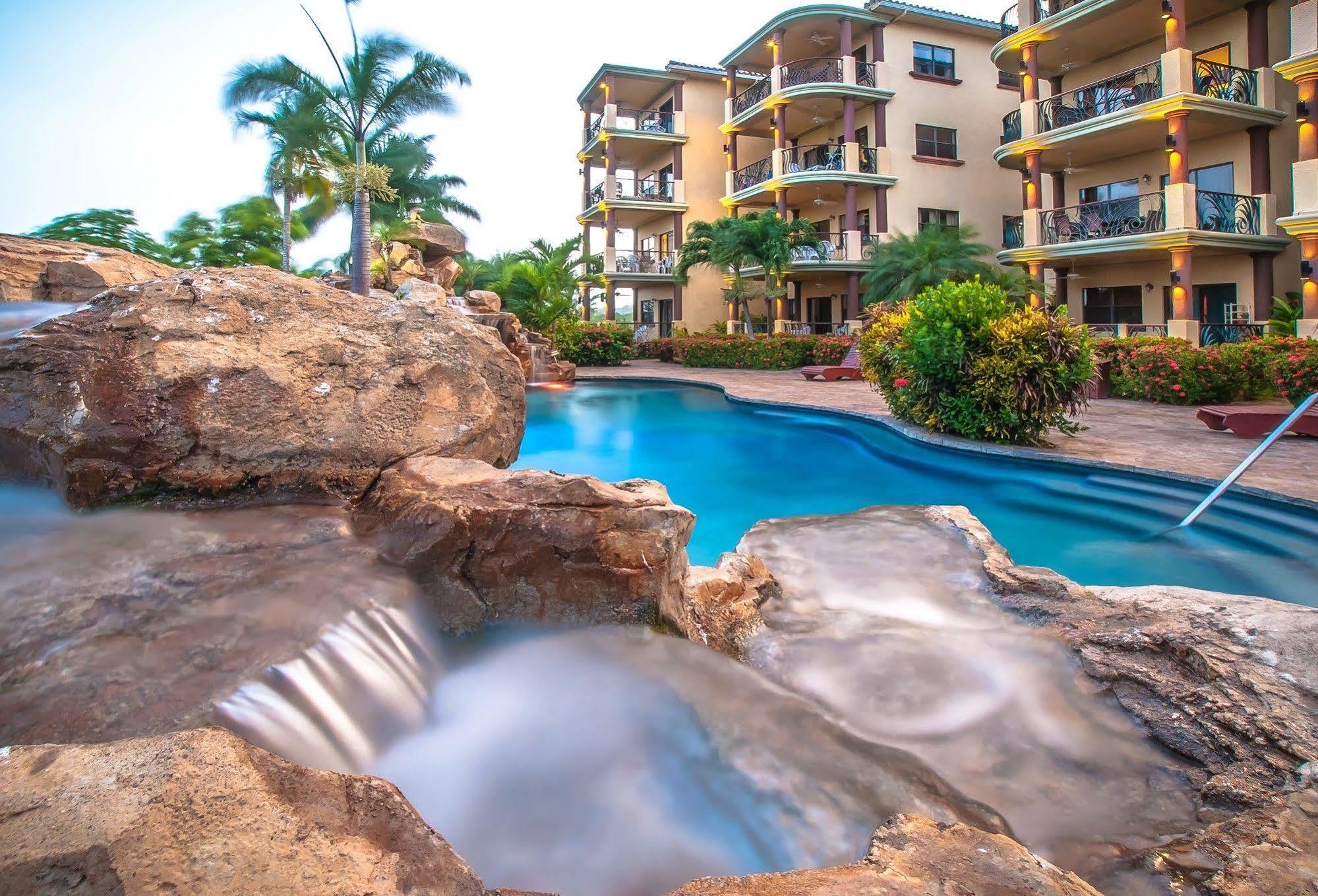 Clarion Suites Roatan At Pineapple Villas French Harbour Zewnętrze zdjęcie