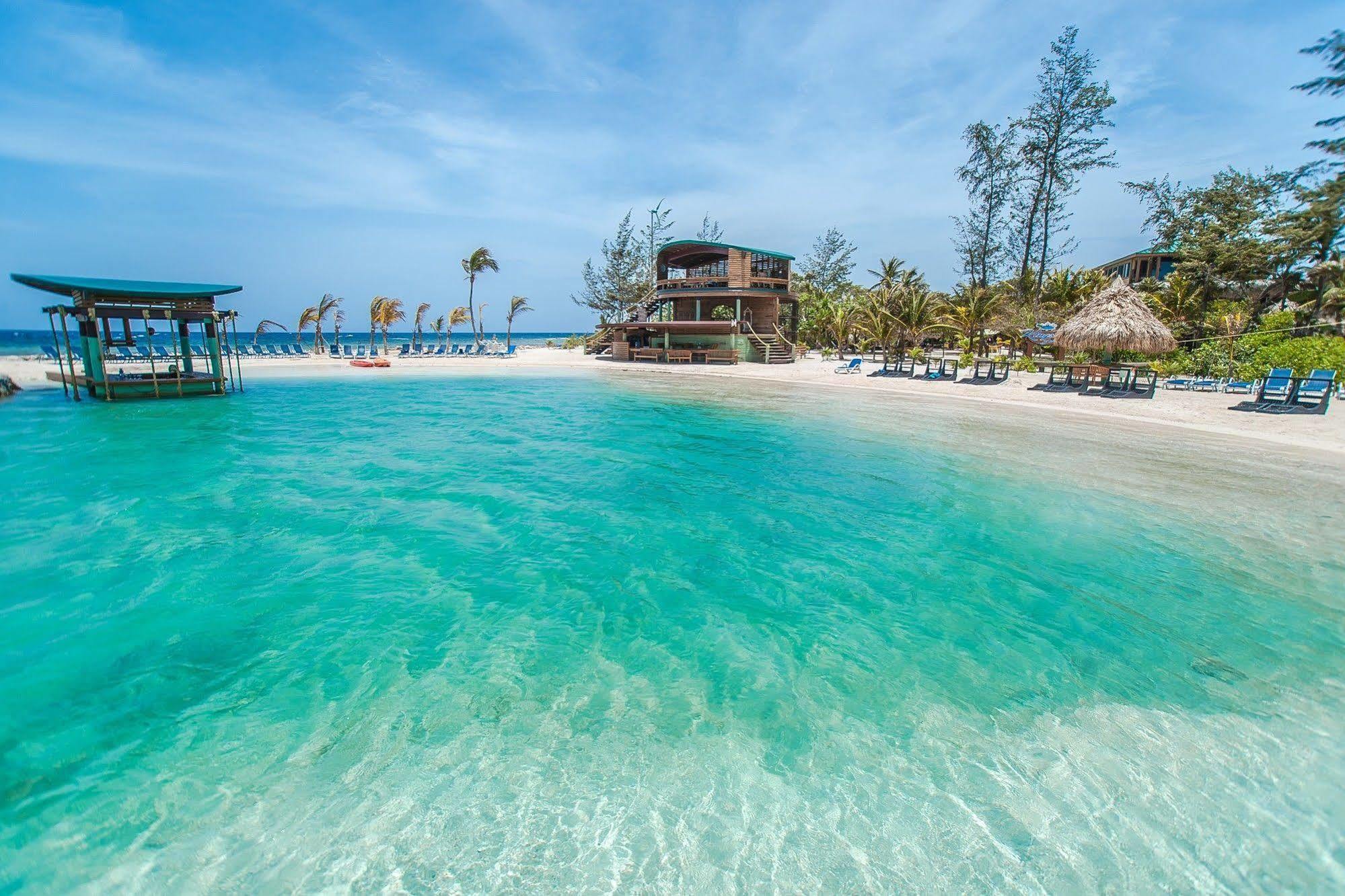 Clarion Suites Roatan At Pineapple Villas French Harbour Zewnętrze zdjęcie